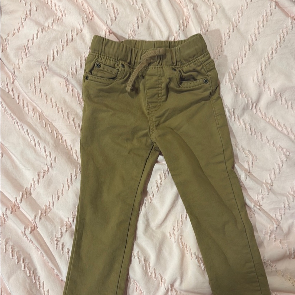 🔴🔴Carters Khaki Pants